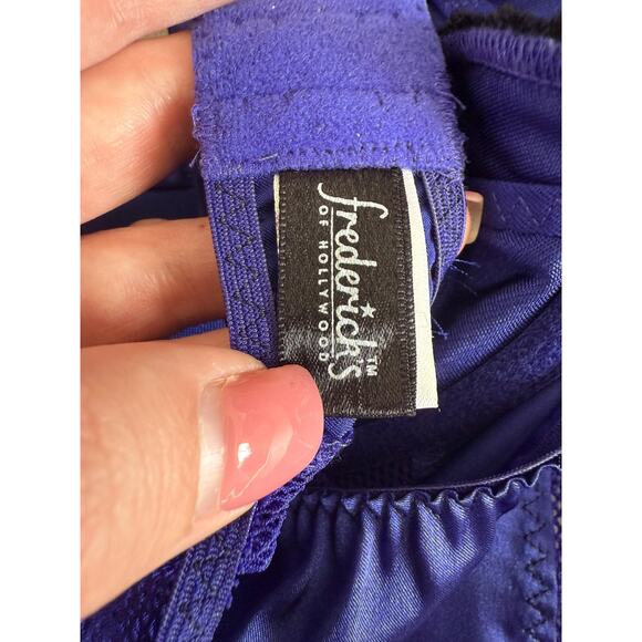 00's vintage satin fishnet y2k babydoll bustier SMALL frederick's *runs small* - Picture 5 of 7